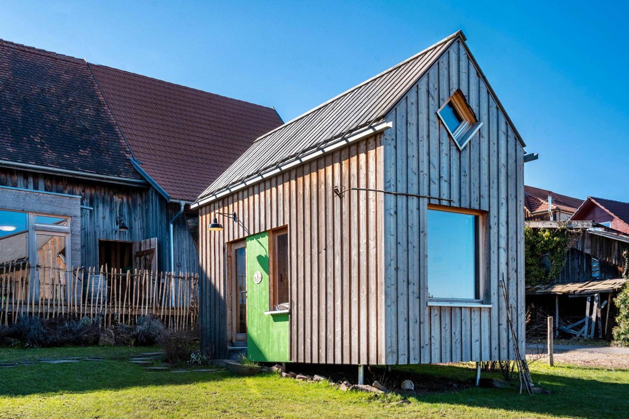 Tiny Houses Der Dorfscheune Bieselsberg Buitenkant foto