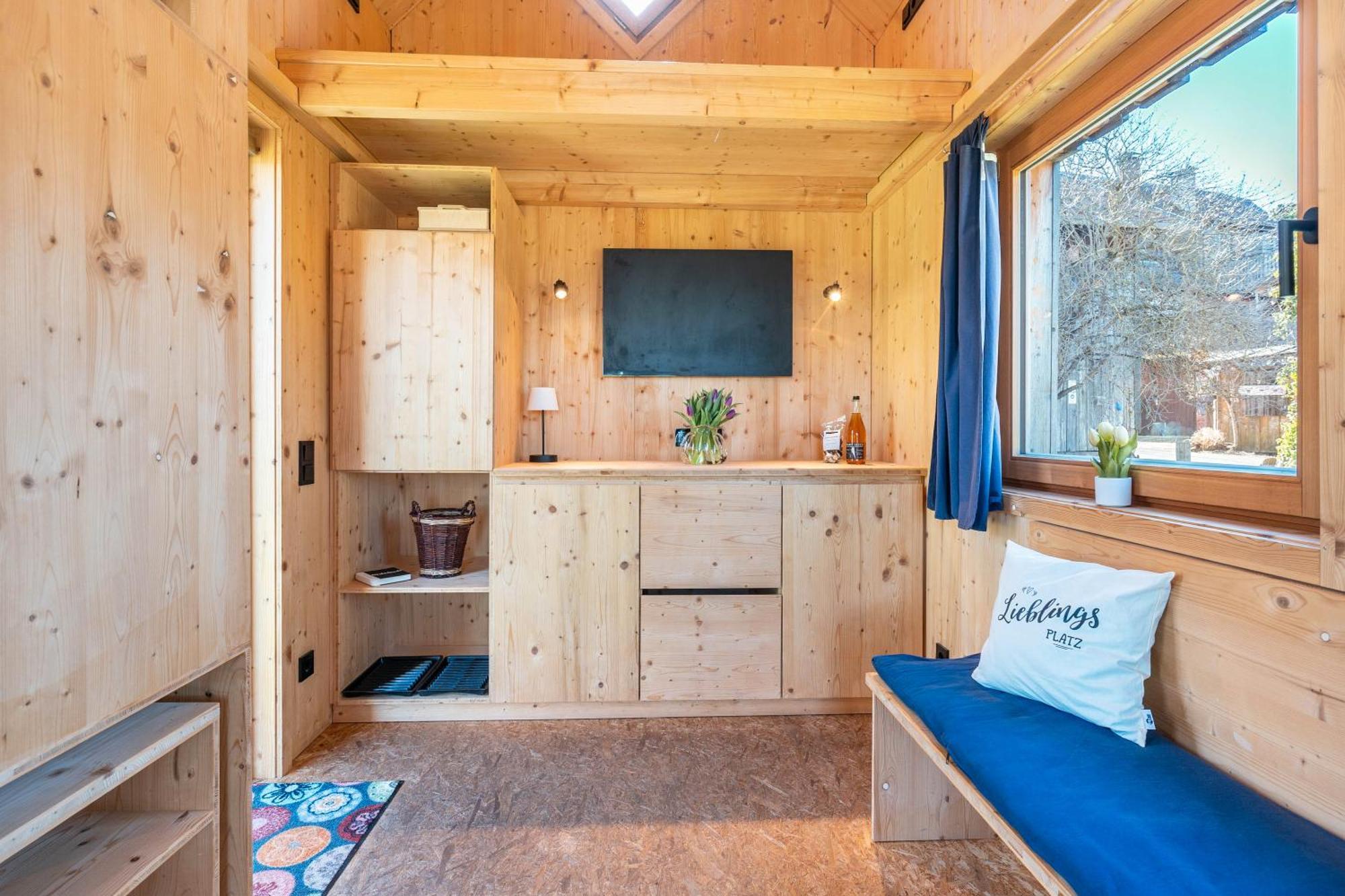 Tiny Houses Der Dorfscheune Bieselsberg Buitenkant foto
