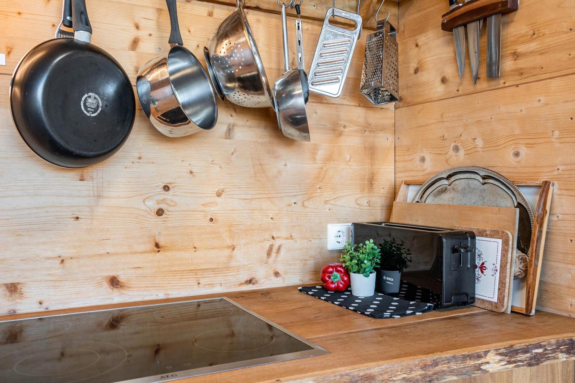 Tiny Houses Der Dorfscheune Bieselsberg Buitenkant foto